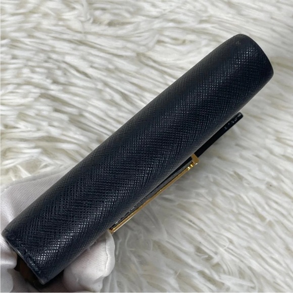 Yves Saint Laurent Black Wallet with Gold Detail - Picture 5 of 13